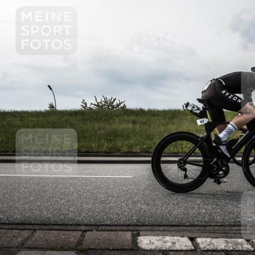 21.06.2026 - 29. Vierlanden-Triathlon H.Heesch http://msf.ph/oto/9870016 21.06.2026 09:18:44 Radfahren 63, 76, 196, 197, 293 meine-sportfotos.de