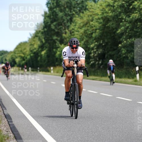 21.06.2026 - Viking Triathlon Michael Burmester http://msf.ph/oto/9870022 21.06.2026 12:32:36 Radfahren 265, 301, 331, 447, 454, 462, 532, 559, 626, 659 meine-sportfotos.de