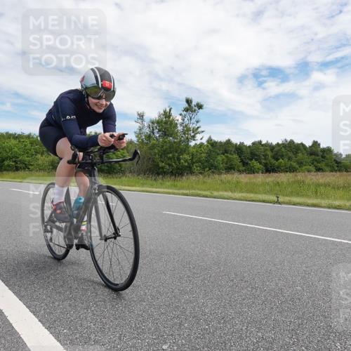 21.06.2026 - Viking Triathlon Michael Burmester http://msf.ph/oto/9870044 21.06.2026 12:07:47 Radfahren 90, 97, 211, 226, 245, 269, 335, 422, 562, 621, 622 meine-sportfotos.de