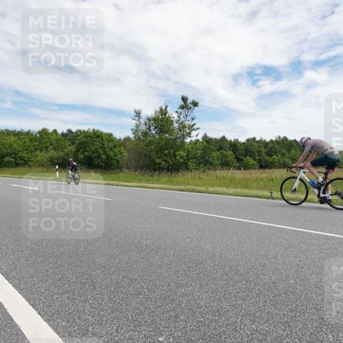 21.06.2026 - Viking Triathlon Michael Burmester http://msf.ph/oto/9870065 21.06.2026 12:07:53 Radfahren 24, 90, 211, 245, 259, 269, 335, 422, 545, 621, 622 meine-sportfotos.de