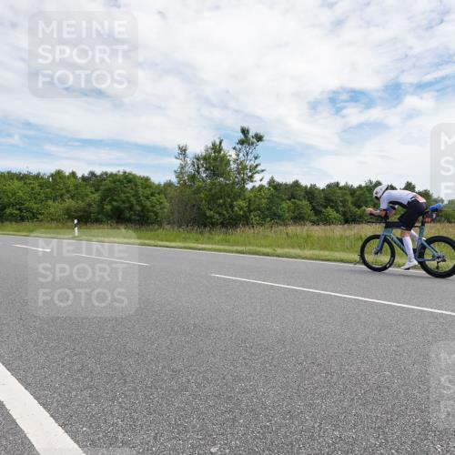 21.06.2026 - Viking Triathlon Michael Burmester http://msf.ph/oto/9870095 21.06.2026 12:08:16 Radfahren 138, 305, 410, 411, 490, 622 meine-sportfotos.de
