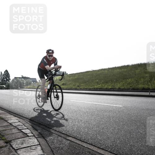 21.06.2026 - 29. Vierlanden-Triathlon H.Heesch http://msf.ph/oto/9870096 21.06.2026 09:03:11 Radfahren 167, 171 meine-sportfotos.de