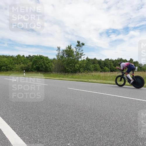 21.06.2026 - Viking Triathlon Michael Burmester http://msf.ph/oto/9870115 21.06.2026 12:08:28 Radfahren 37, 123, 138, 295, 411, 490, 652 meine-sportfotos.de