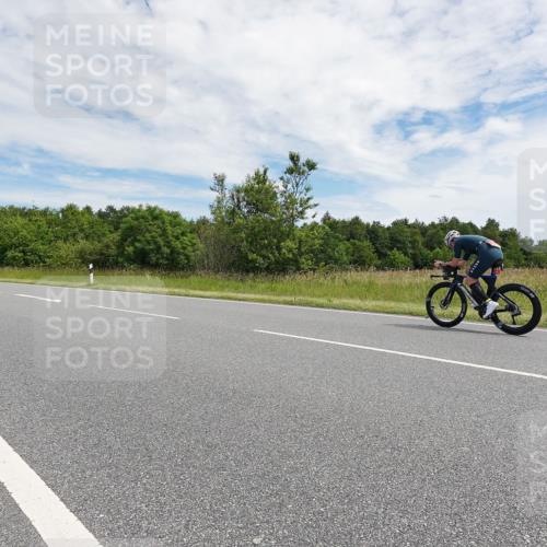 21.06.2026 - Viking Triathlon Michael Burmester http://msf.ph/oto/9870128 21.06.2026 12:08:43 Radfahren 68, 72, 89, 123, 123, 224, 266, 295, 370, 409, 427 meine-sportfotos.de
