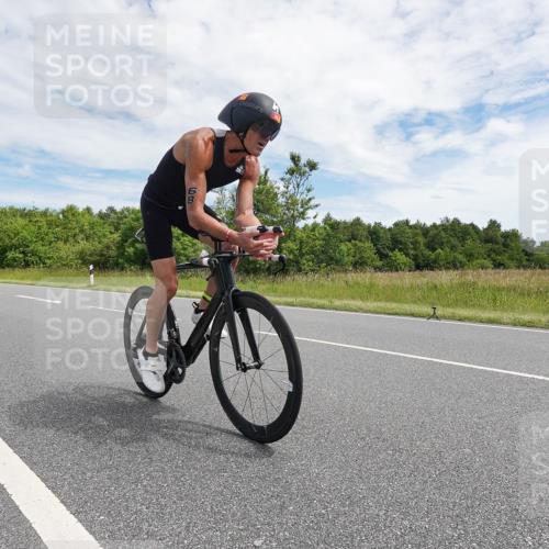 21.06.2026 - Viking Triathlon Michael Burmester http://msf.ph/oto/9870134 21.06.2026 12:08:48 Radfahren 63, 68, 72, 89, 123, 123, 162, 181, 224, 266, 295, 359, 370, 370, 409, 409, 427, 427 meine-sportfotos.de