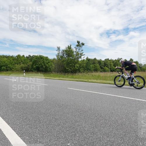 21.06.2026 - Viking Triathlon Michael Burmester http://msf.ph/oto/9870152 21.06.2026 12:08:55 Radfahren 63, 68, 72, 123, 162, 181, 224, 266, 359, 370, 370, 409, 409, 427, 427 meine-sportfotos.de
