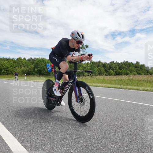 21.06.2026 - Viking Triathlon Michael Burmester http://msf.ph/oto/9870163 21.06.2026 12:08:59 Radfahren 63, 72, 84, 115, 123, 162, 181, 224, 359, 370, 409, 427, 500 meine-sportfotos.de