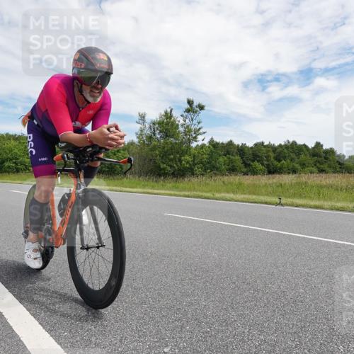21.06.2026 - Viking Triathlon Michael Burmester http://msf.ph/oto/9870173 21.06.2026 12:09:03 Radfahren 63, 72, 84, 104, 115, 123, 162, 180, 181, 181, 224, 359, 370, 409, 427, 500 meine-sportfotos.de