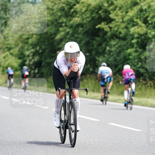 21.06.2026 - Viking Triathlon Michael Burmester http://msf.ph/oto/9870181 21.06.2026 12:33:01 Radfahren 93, 97, 114, 116, 122, 172, 237, 247, 289, 450, 579 meine-sportfotos.de