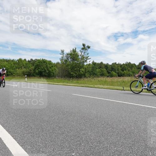 21.06.2026 - Viking Triathlon Michael Burmester http://msf.ph/oto/9870206 21.06.2026 12:09:22 Radfahren 9, 20, 20, 27, 104, 109, 115, 145, 180, 181, 383, 386, 416, 446, 500, 612, 626 meine-sportfotos.de