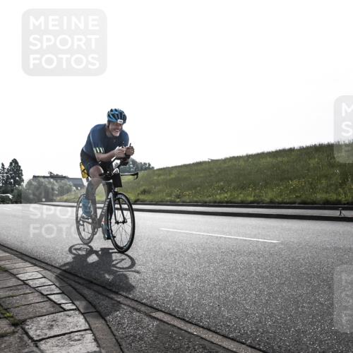21.06.2026 - 29. Vierlanden-Triathlon H.Heesch http://msf.ph/oto/9870219 21.06.2026 09:06:58 Radfahren 200 meine-sportfotos.de