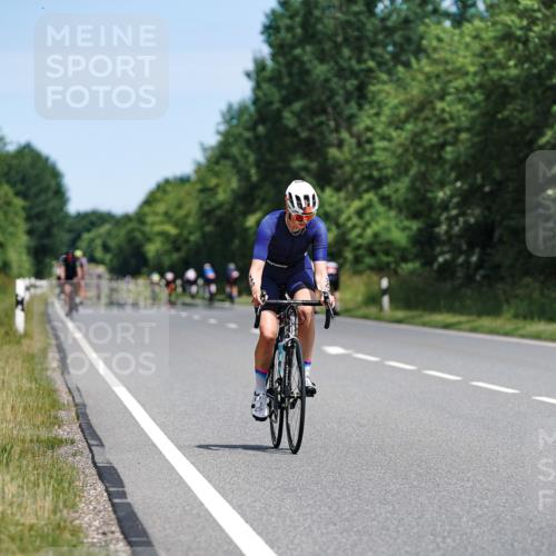 21.06.2026 - Viking Triathlon Michael Burmester http://msf.ph/oto/9870232 21.06.2026 12:33:10 Radfahren 85, 93, 122, 167, 172, 237, 247, 274, 403, 450, 492, 642 meine-sportfotos.de