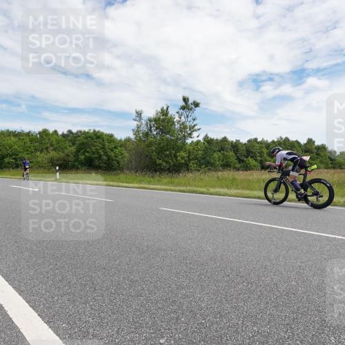 21.06.2026 - Viking Triathlon Michael Burmester http://msf.ph/oto/9870239 21.06.2026 12:09:35 Radfahren 20, 27, 185, 378, 386, 416, 416, 438 meine-sportfotos.de
