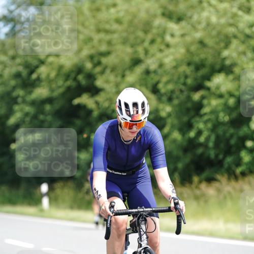21.06.2026 - Viking Triathlon Michael Burmester http://msf.ph/oto/9870250 21.06.2026 12:33:12 Radfahren 85, 88, 93, 122, 167, 172, 237, 274, 287, 403, 450, 492, 497, 528, 642 meine-sportfotos.de