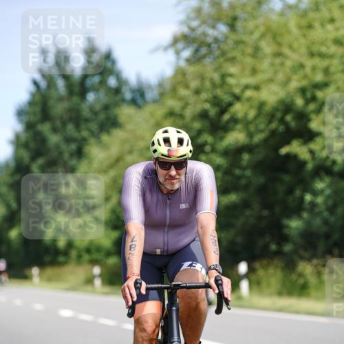 21.06.2026 - Viking Triathlon Michael Burmester http://msf.ph/oto/9870273 21.06.2026 12:33:26 Radfahren 24, 85, 88, 122, 167, 274, 287, 403, 492, 497, 528, 622, 642, 642, 664 meine-sportfotos.de
