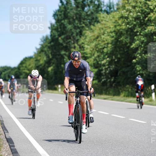21.06.2026 - Viking Triathlon Michael Burmester http://msf.ph/oto/9870315 21.06.2026 12:33:45 Radfahren 56, 224, 282, 305, 495, 642, 652 meine-sportfotos.de