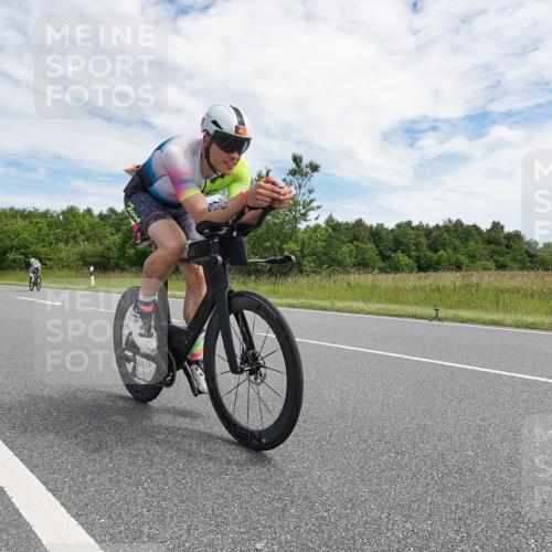 21.06.2026 - Viking Triathlon Michael Burmester http://msf.ph/oto/9870317 21.06.2026 12:09:56 Radfahren 64, 185, 185, 378, 438, 460, 484, 522 meine-sportfotos.de