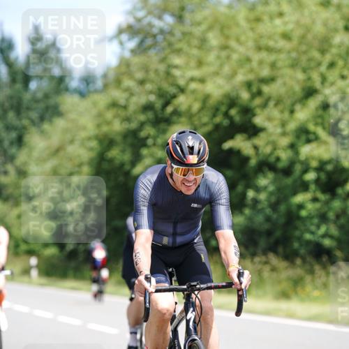 21.06.2026 - Viking Triathlon Michael Burmester http://msf.ph/oto/9870320 21.06.2026 12:33:46 Radfahren 56, 224, 282, 305, 495, 642, 652 meine-sportfotos.de