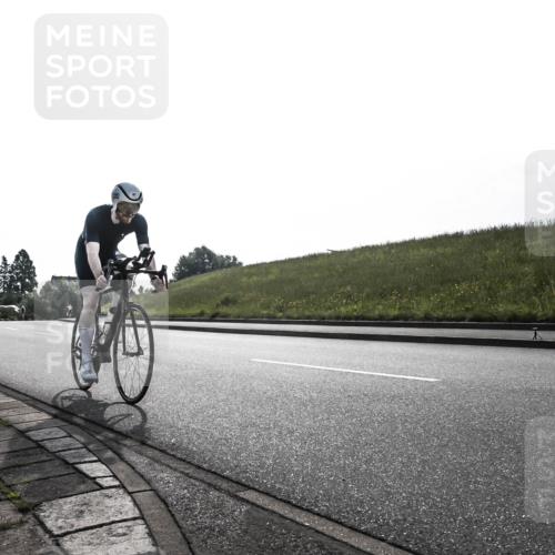 21.06.2026 - 29. Vierlanden-Triathlon H.Heesch http://msf.ph/oto/9870327 21.06.2026 09:09:49 Radfahren 87 meine-sportfotos.de