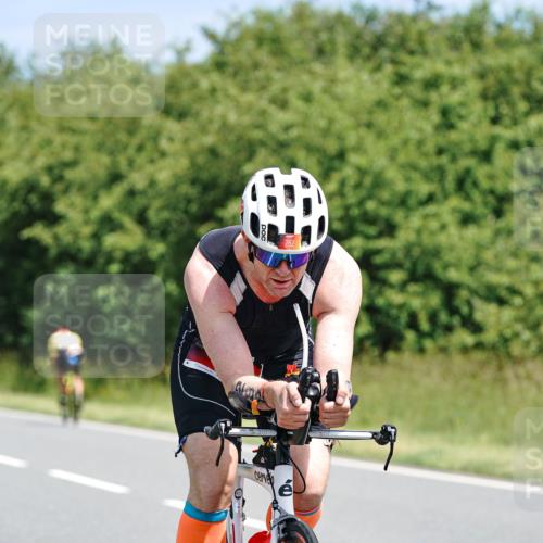 21.06.2026 - Viking Triathlon Michael Burmester http://msf.ph/oto/9870343 21.06.2026 12:33:49 Radfahren 56, 224, 282, 305, 493, 495, 652 meine-sportfotos.de