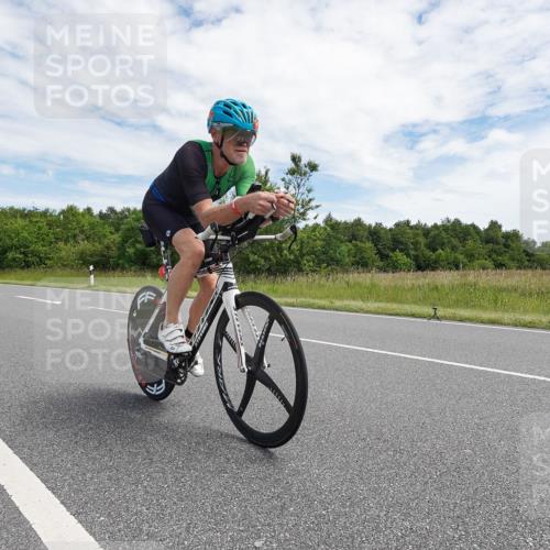 21.06.2026 - Viking Triathlon Michael Burmester http://msf.ph/oto/9870350 21.06.2026 12:10:42 Radfahren 99, 106, 113, 199, 203, 244, 283, 307, 337, 483, 610, 640 meine-sportfotos.de