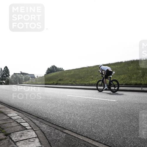 21.06.2026 - 29. Vierlanden-Triathlon H.Heesch http://msf.ph/oto/9870366 21.06.2026 09:10:39 Radfahren 47, 63 meine-sportfotos.de