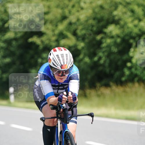 21.06.2026 - Viking Triathlon Michael Burmester http://msf.ph/oto/9870389 21.06.2026 12:33:59 Radfahren 56, 69, 224, 224, 282, 351, 493, 495, 541, 652 meine-sportfotos.de