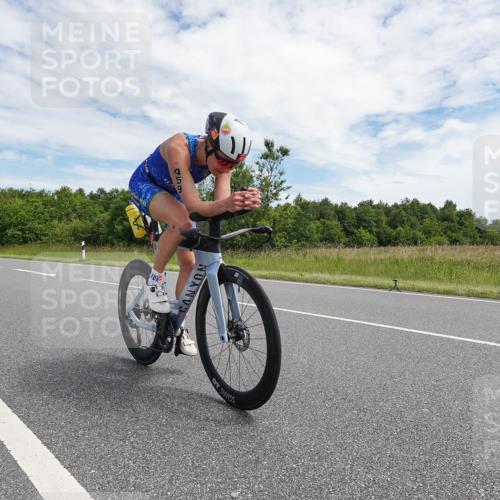 21.06.2026 - Viking Triathlon Michael Burmester http://msf.ph/oto/9870395 21.06.2026 12:11:04 Radfahren 87, 95, 114, 154, 186, 227, 250, 250, 265, 392, 433, 433, 447, 454, 459, 526, 552, 557, 560, 579, 619, 627 meine-sportfotos.de