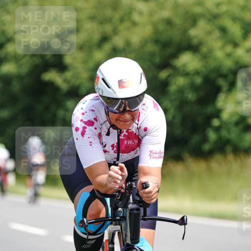 21.06.2026 - Viking Triathlon Michael Burmester http://msf.ph/oto/9870419 21.06.2026 12:34:12 Radfahren 28, 69, 224, 351, 360, 493, 541, 610 meine-sportfotos.de