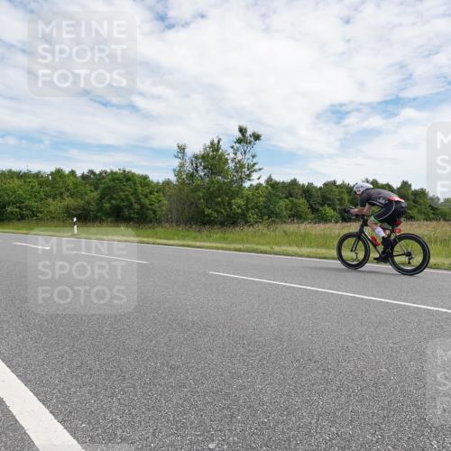 21.06.2026 - Viking Triathlon Michael Burmester http://msf.ph/oto/9870432 21.06.2026 12:11:16 Radfahren 76, 87, 95, 111, 114, 154, 186, 227, 250, 265, 291, 355, 356, 392, 433, 447, 454, 464, 552, 557, 579, 627, 655 meine-sportfotos.de