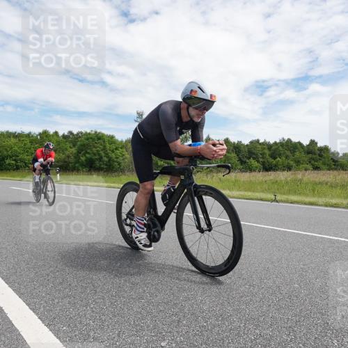 21.06.2026 - Viking Triathlon Michael Burmester http://msf.ph/oto/9870454 21.06.2026 12:11:19 Radfahren 76, 77, 87, 111, 114, 154, 186, 250, 265, 291, 355, 356, 392, 433, 447, 454, 464, 552, 579, 627, 655 meine-sportfotos.de