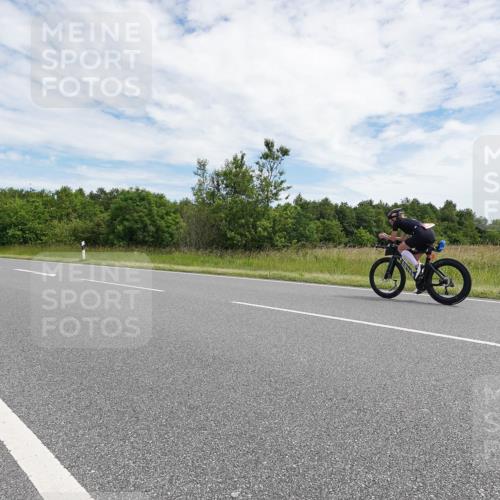 21.06.2026 - Viking Triathlon Michael Burmester http://msf.ph/oto/9870480 21.06.2026 12:11:22 Radfahren 76, 77, 87, 111, 114, 154, 186, 291, 355, 356, 413, 433, 447, 454, 464, 552, 579, 627, 655 meine-sportfotos.de