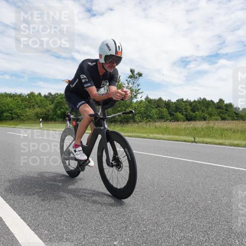 21.06.2026 - Viking Triathlon Michael Burmester http://msf.ph/oto/9870485 21.06.2026 12:11:23 Radfahren 76, 77, 87, 111, 114, 154, 186, 291, 355, 356, 413, 433, 464, 552, 567, 579, 627, 655 meine-sportfotos.de