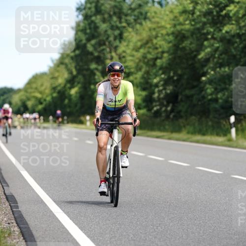21.06.2026 - Viking Triathlon Michael Burmester http://msf.ph/oto/9870489 21.06.2026 12:34:34 Radfahren 28, 49, 197, 248, 304, 360, 389, 571, 653 meine-sportfotos.de