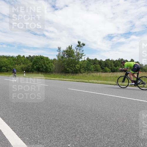 21.06.2026 - Viking Triathlon Michael Burmester http://msf.ph/oto/9870498 21.06.2026 12:11:27 Radfahren 76, 77, 87, 111, 141, 272, 291, 355, 356, 413, 433, 464, 567, 655 meine-sportfotos.de