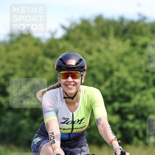 21.06.2026 - Viking Triathlon Michael Burmester http://msf.ph/oto/9870513 21.06.2026 12:34:36 Radfahren 28, 49, 197, 197, 248, 304, 360, 389, 571, 590, 653 meine-sportfotos.de