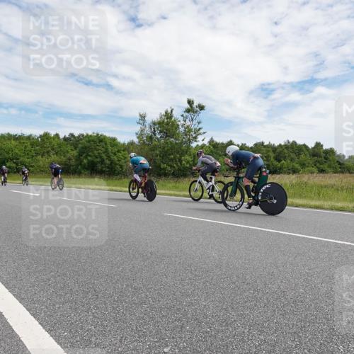 21.06.2026 - Viking Triathlon Michael Burmester http://msf.ph/oto/9870533 21.06.2026 12:11:48 Radfahren 40, 141, 220, 272, 286, 413, 434, 498, 512, 649 meine-sportfotos.de