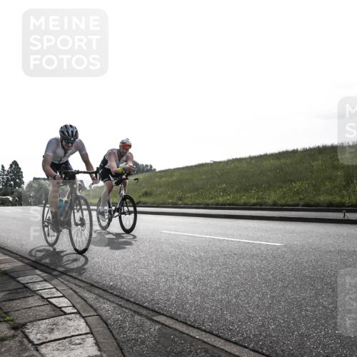 21.06.2026 - 29. Vierlanden-Triathlon H.Heesch http://msf.ph/oto/9870534 21.06.2026 09:12:57 Radfahren 20, 129, 137 meine-sportfotos.de