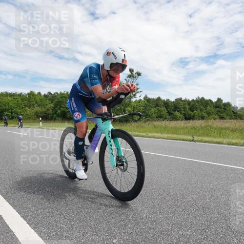 21.06.2026 - Viking Triathlon Michael Burmester http://msf.ph/oto/9870554 21.06.2026 12:11:53 Radfahren 40, 174, 220, 286, 413, 434, 462, 498, 512, 649 meine-sportfotos.de