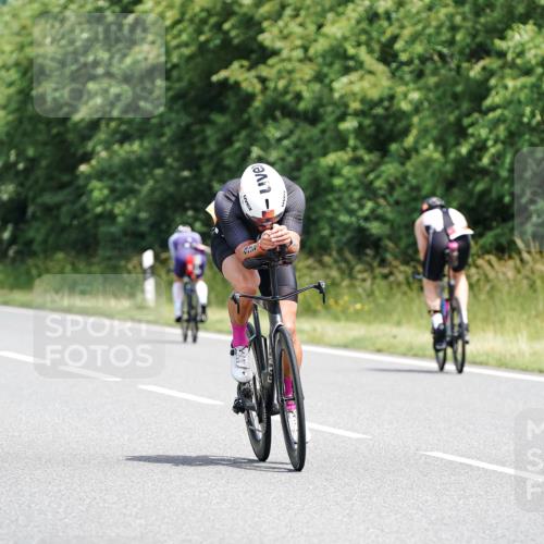 21.06.2026 - Viking Triathlon Michael Burmester http://msf.ph/oto/9870557 21.06.2026 12:34:59 Radfahren 96, 195, 197, 212, 248, 389, 432, 590, 616 meine-sportfotos.de