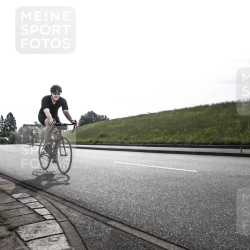 21.06.2026 - 29. Vierlanden-Triathlon H.Heesch http://msf.ph/oto/9870570 21.06.2026 09:13:14 Radfahren 19, 46 meine-sportfotos.de