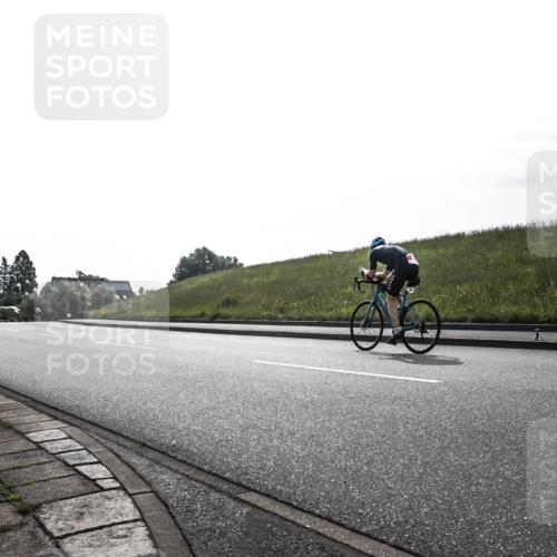 21.06.2026 - 29. Vierlanden-Triathlon H.Heesch http://msf.ph/oto/9870579 21.06.2026 09:13:21 Radfahren 54 meine-sportfotos.de