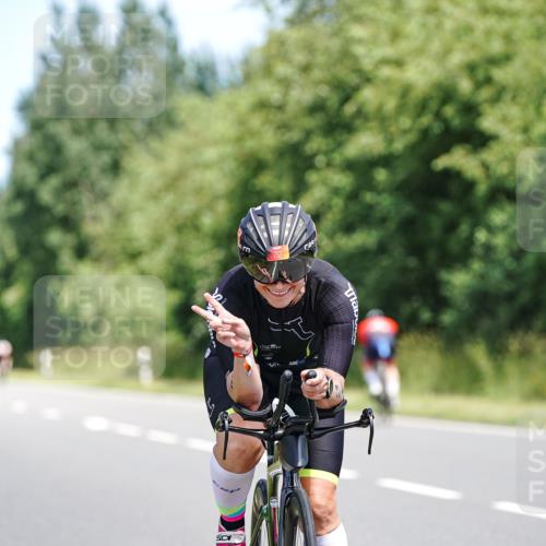 21.06.2026 - Viking Triathlon Michael Burmester http://msf.ph/oto/9870594 21.06.2026 12:35:12 Radfahren 96, 195, 195, 212, 377 meine-sportfotos.de