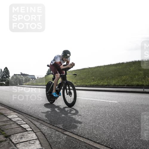 21.06.2026 - 29. Vierlanden-Triathlon H.Heesch http://msf.ph/oto/9870626 21.06.2026 09:14:20 Radfahren 30, 60, 210 meine-sportfotos.de