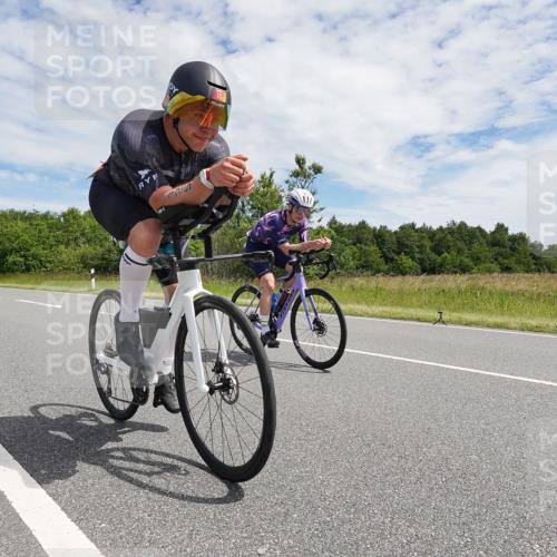 21.06.2026 - Viking Triathlon Michael Burmester http://msf.ph/oto/9870634 21.06.2026 12:12:38 Radfahren 28, 34, 45, 49, 125, 150, 168, 188, 301, 303, 315, 327, 340, 360, 485, 491, 502, 513, 553, 566, 578, 601, 663 meine-sportfotos.de