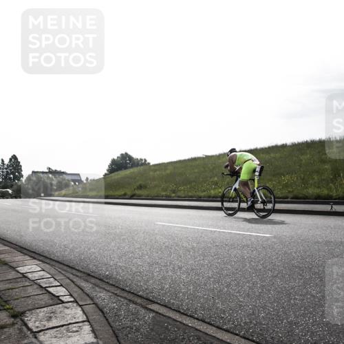 21.06.2026 - 29. Vierlanden-Triathlon H.Heesch http://msf.ph/oto/9870666 21.06.2026 09:15:26 Radfahren 14, 148 meine-sportfotos.de