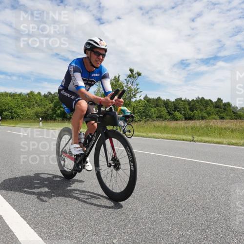 21.06.2026 - Viking Triathlon Michael Burmester http://msf.ph/oto/9870669 21.06.2026 12:12:44 Radfahren 45, 49, 125, 168, 188, 301, 303, 473, 485, 491, 513, 553, 566, 578, 601 meine-sportfotos.de