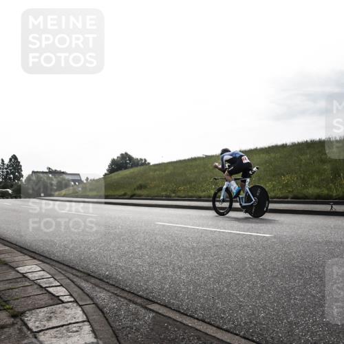 21.06.2026 - 29. Vierlanden-Triathlon H.Heesch http://msf.ph/oto/9870738 21.06.2026 09:16:41 Radfahren  meine-sportfotos.de