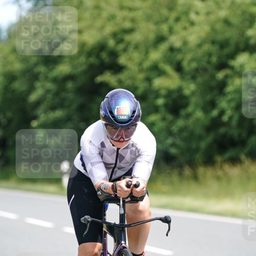 21.06.2026 - Viking Triathlon Michael Burmester http://msf.ph/oto/9870748 21.06.2026 12:36:05 Radfahren 22, 37, 106, 354, 363, 427, 449, 458, 539, 637, 667 meine-sportfotos.de