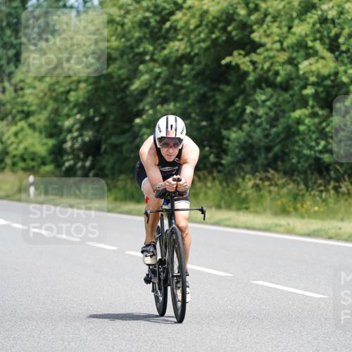 21.06.2026 - Viking Triathlon Michael Burmester http://msf.ph/oto/9870758 21.06.2026 12:36:06 Radfahren 22, 22, 37, 106, 354, 363, 427, 449, 458, 539, 637, 667 meine-sportfotos.de